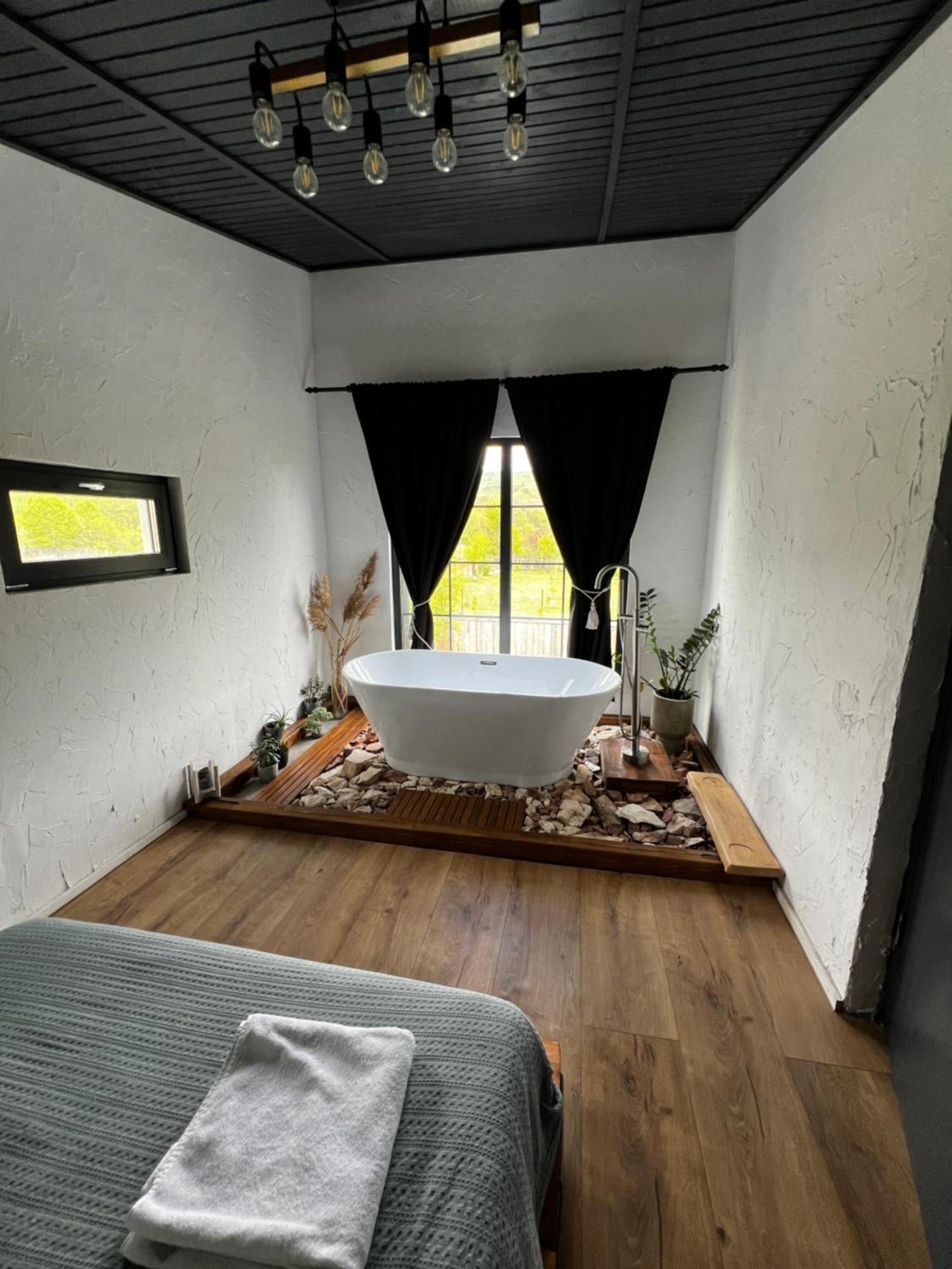 Casa Valeria Baisoara Villa ภายนอก รูปภาพ